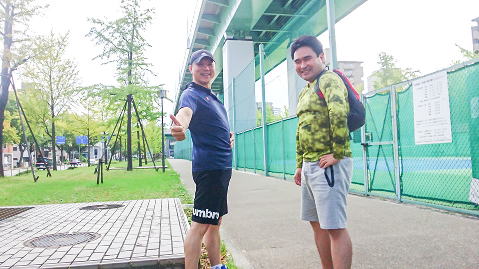 レンタルオフィスの前にある若宮公園