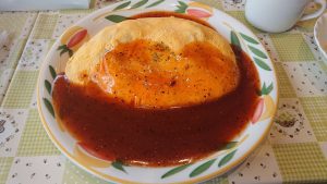 室長ランチ「オムライス専門店 HALLO EGG」