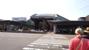 室長日記「金沢駅前」