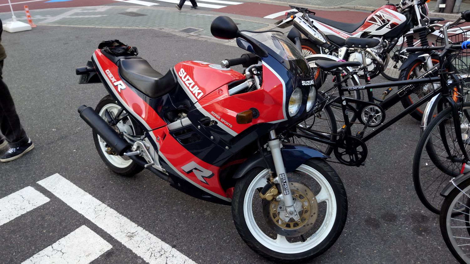 室長日記「スズキGSX250R懐かしいバイク紹介」