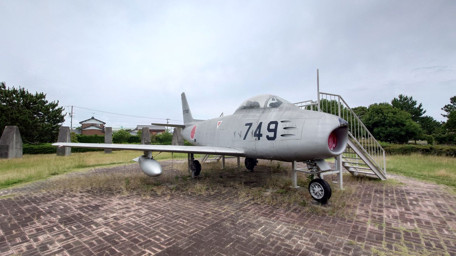 室長日記「竜洋袖浦公園・F86F戦闘機」